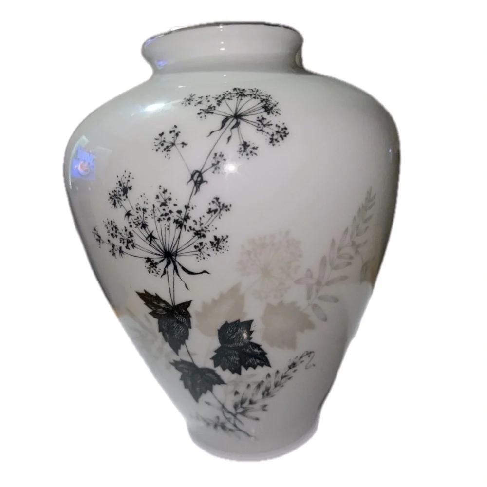 VINTAGE STONEGATE WOODDALE BAVARIA GERMANY CERAMIC 6” VASE